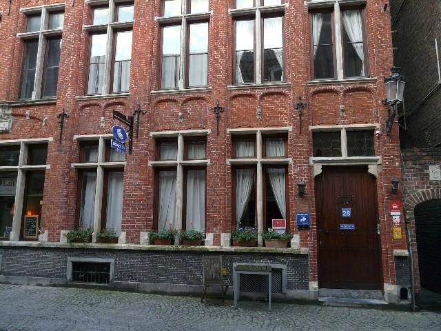 Bruges Inn Center