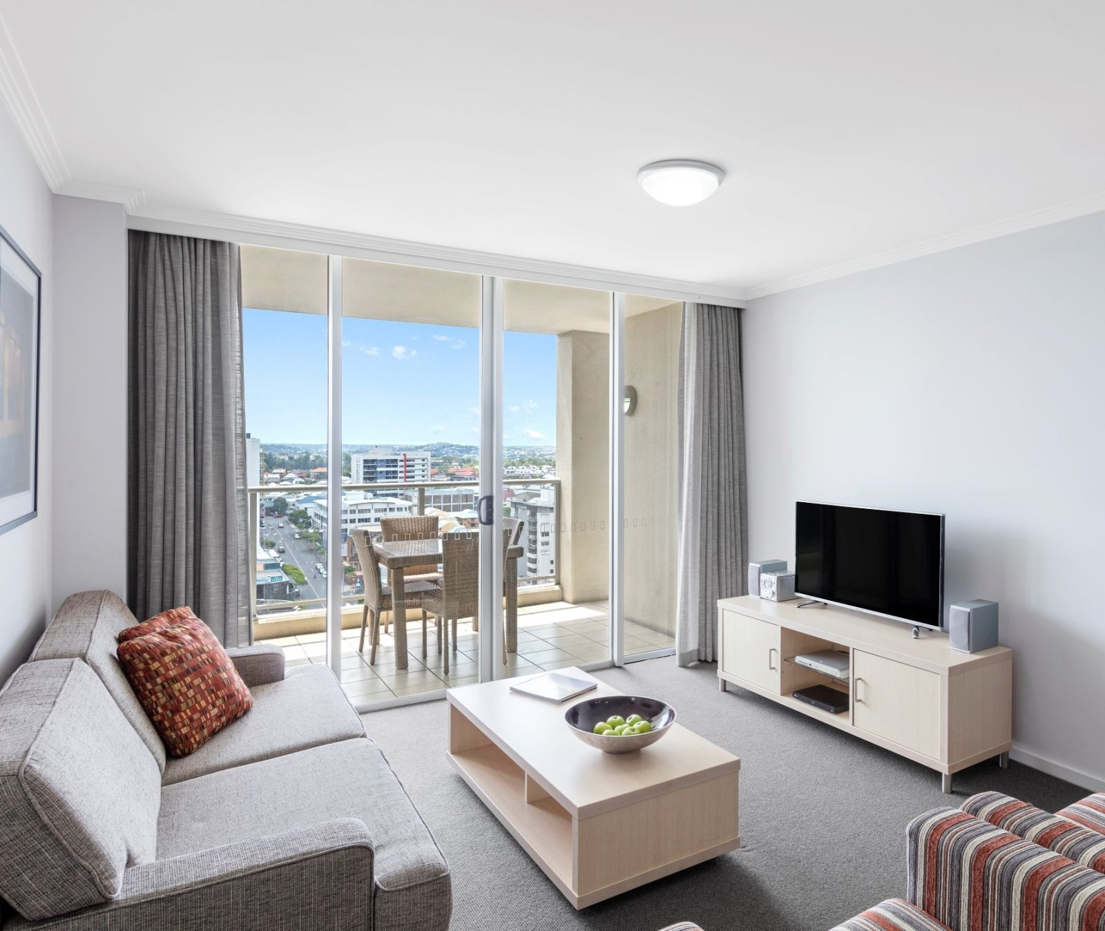 hotel oaks lexicon apartment