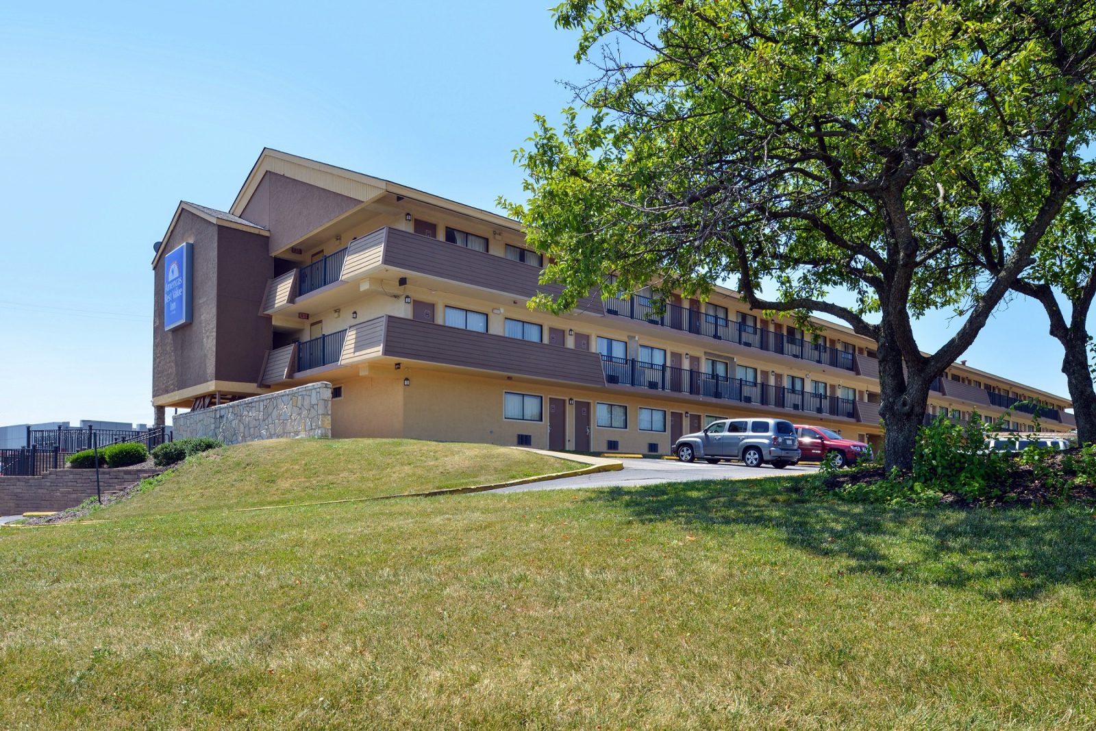Americas Best Value Inn Pittsburgh Airport