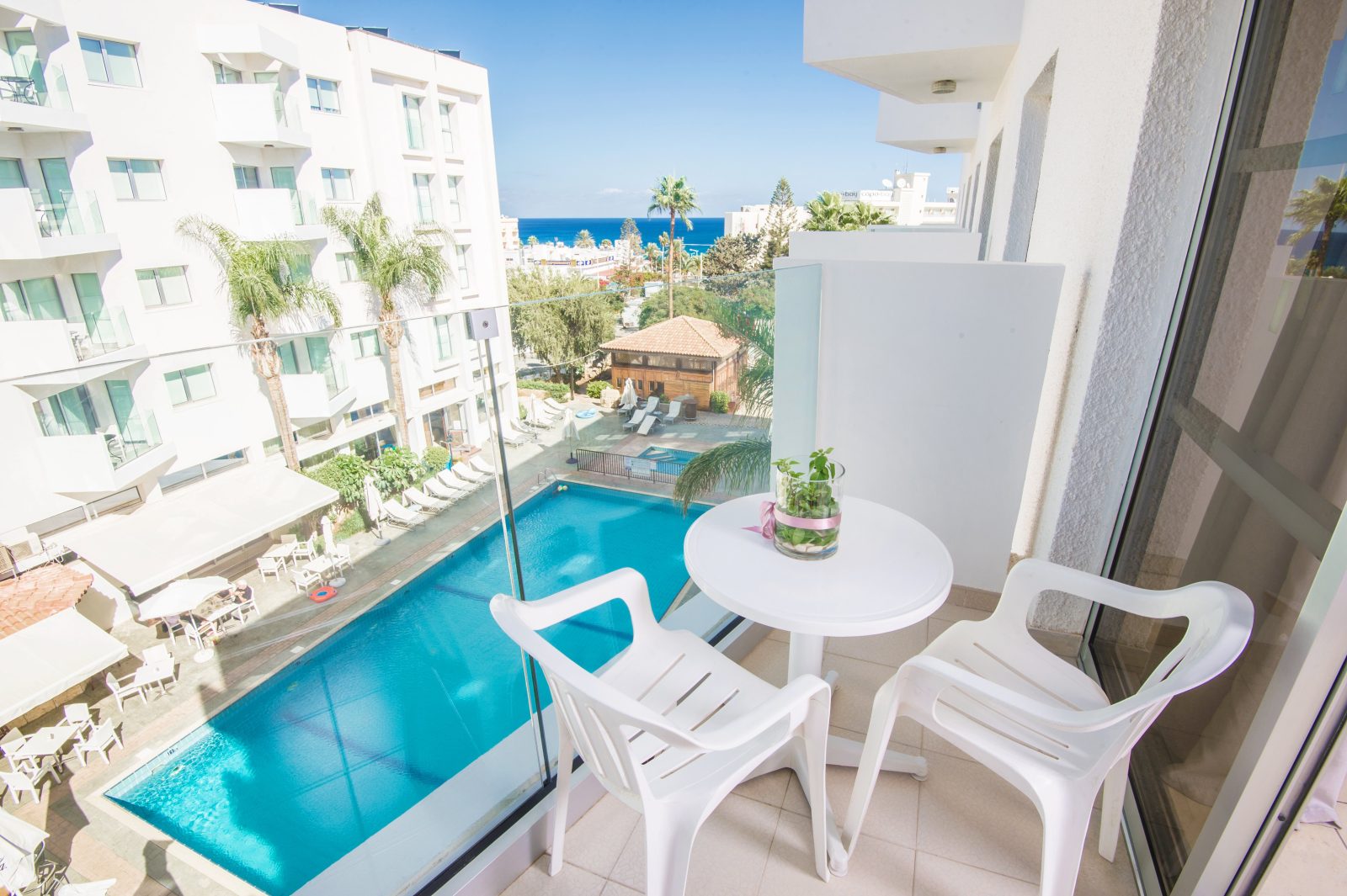 alva hotel protaras