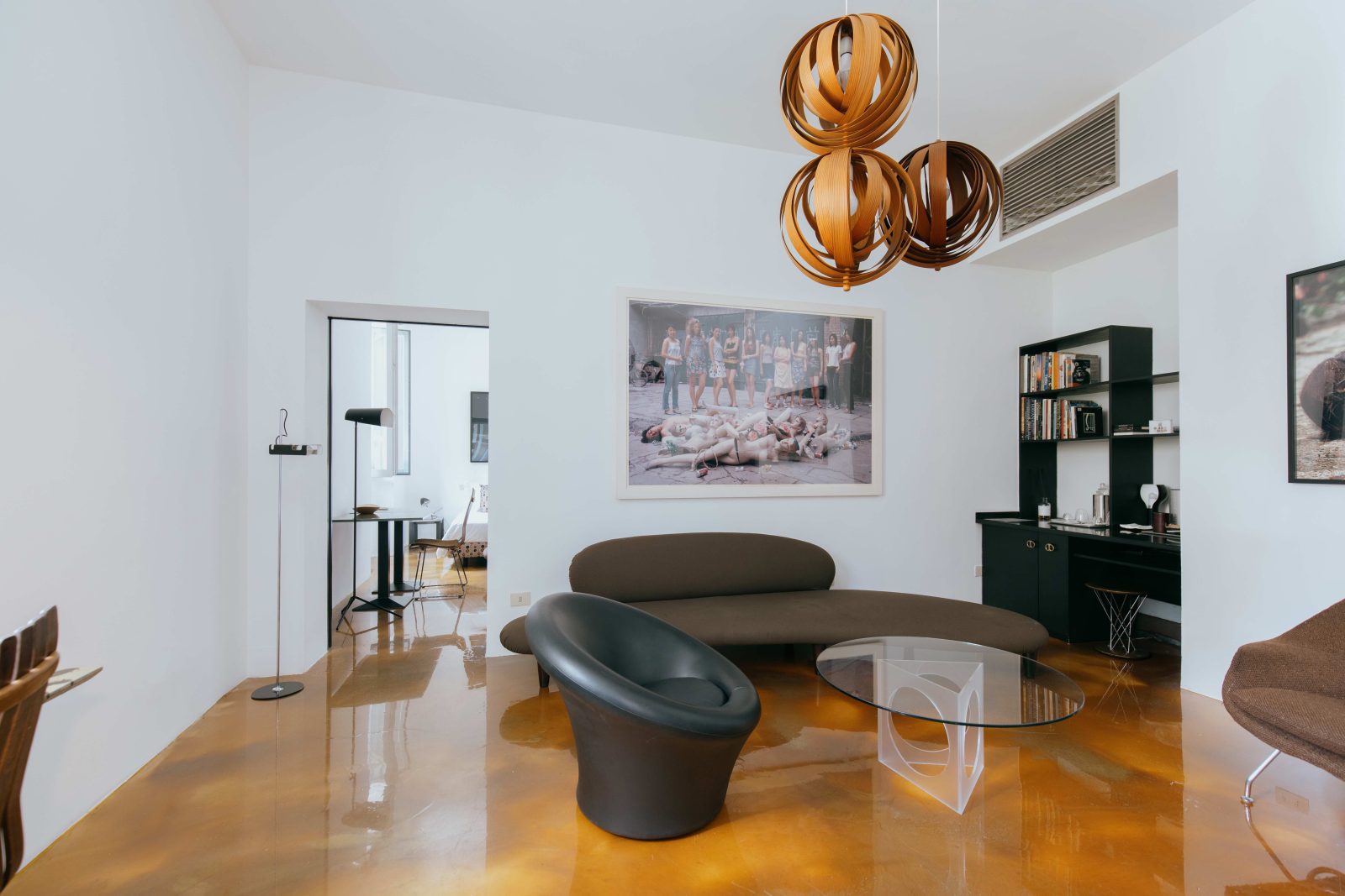 3 rooms milan