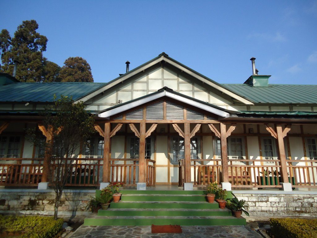 Pinewood Hotel