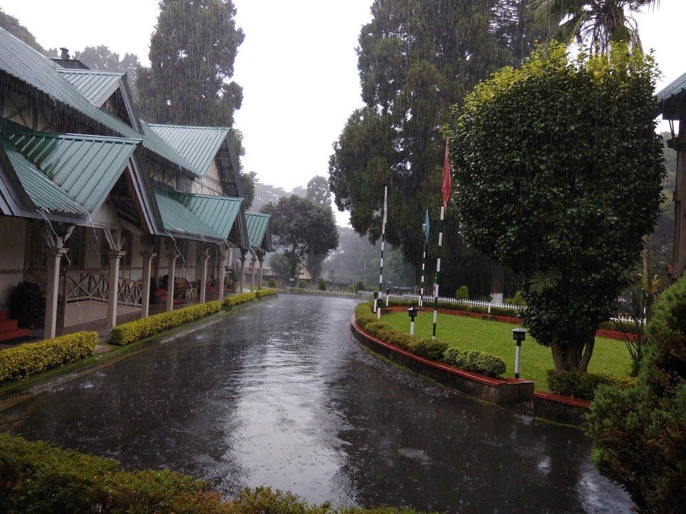 Pinewood Hotel