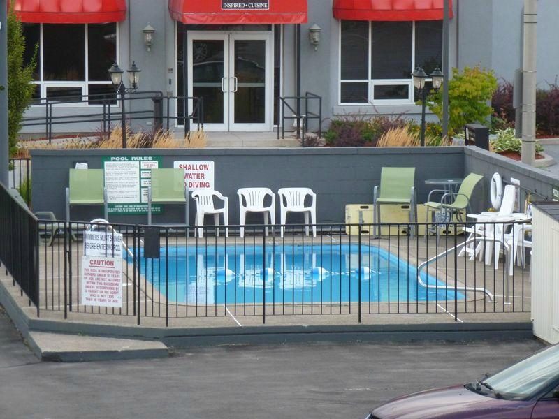 Victoria Motor Inn at the Falls and Casino