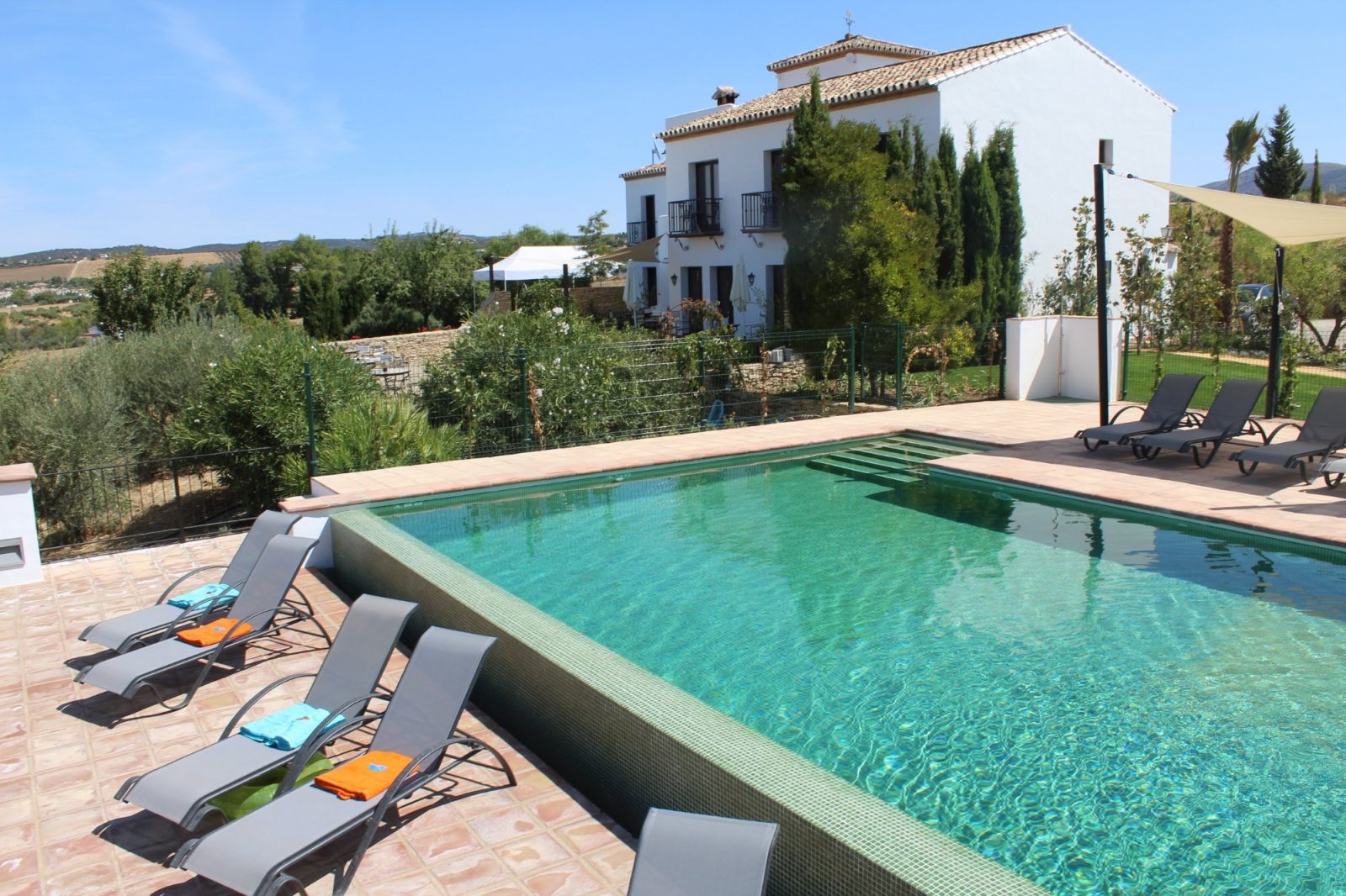 arriadh hotel arriate