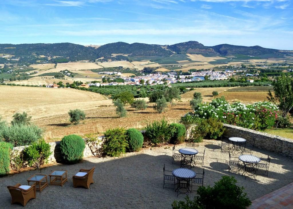 arriadh hotel arriate