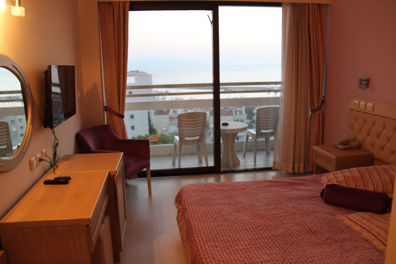 pigale panorama sunset kusadasi