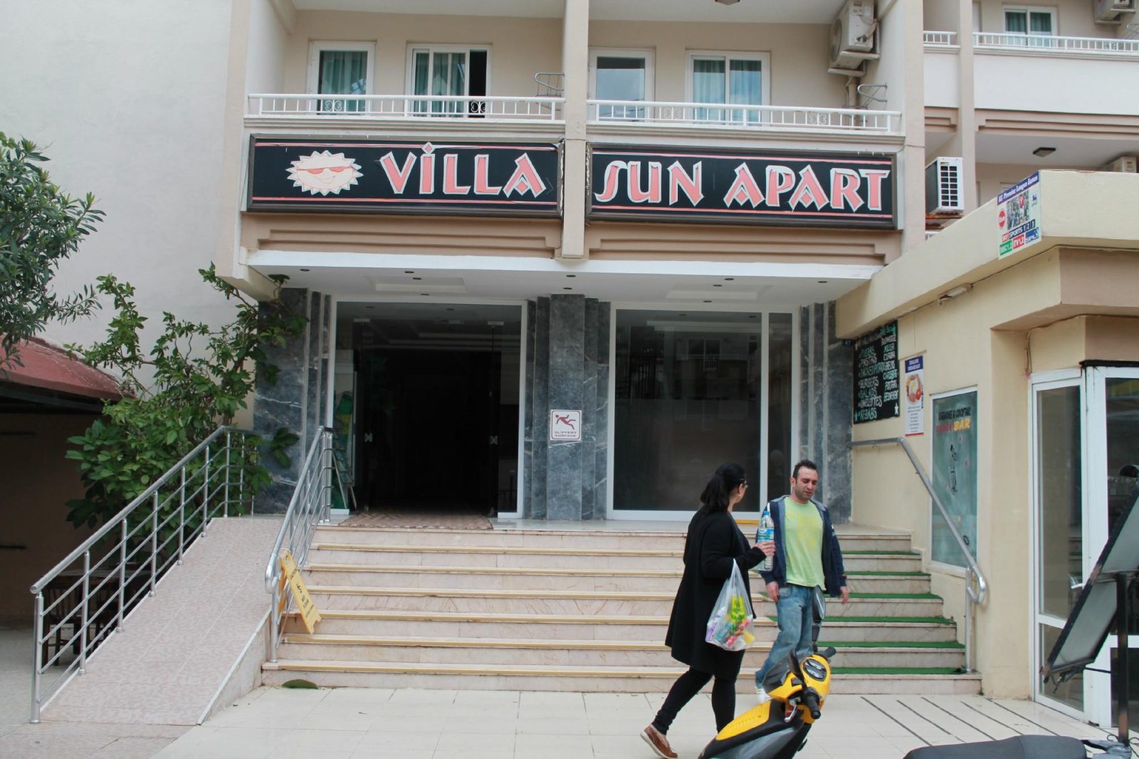 Villa Sun Apartments