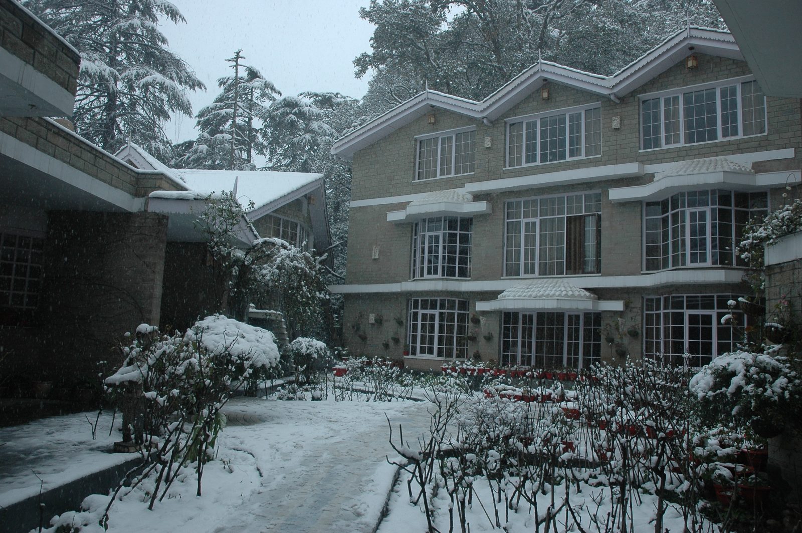 east bourne hotel shimla