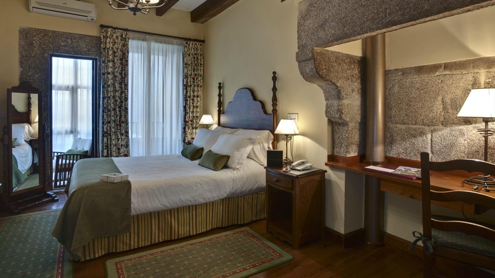 airas nunes hotel