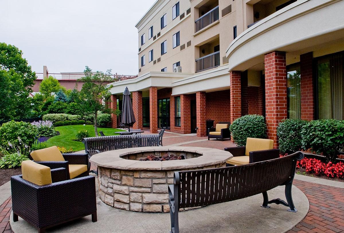 Courtyard by Marriott Pittsburgh West Homestead/Waterfront