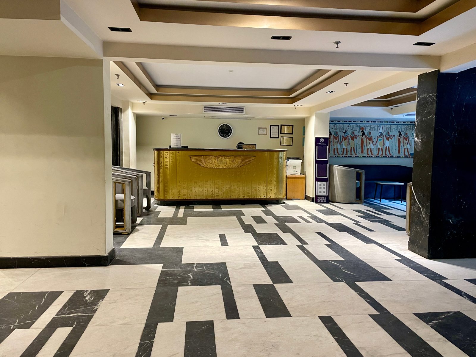 pharaohs hotel and casino