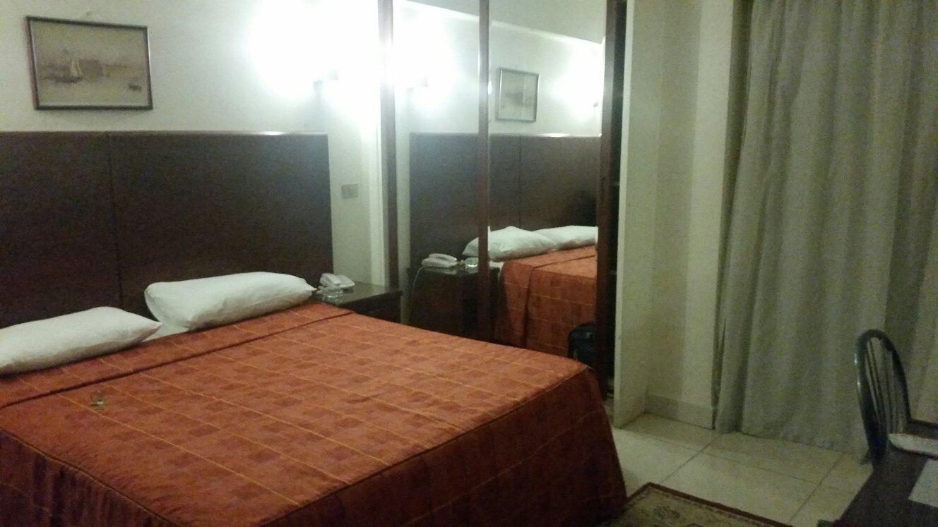 pharaohs hotel and casino
