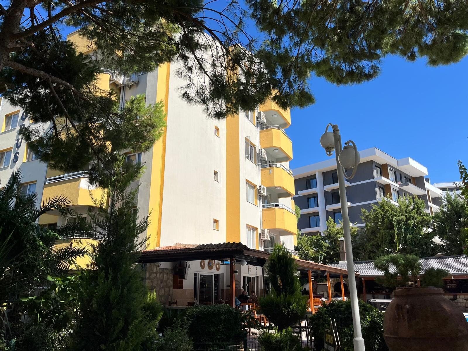 Opus Apart Hotel