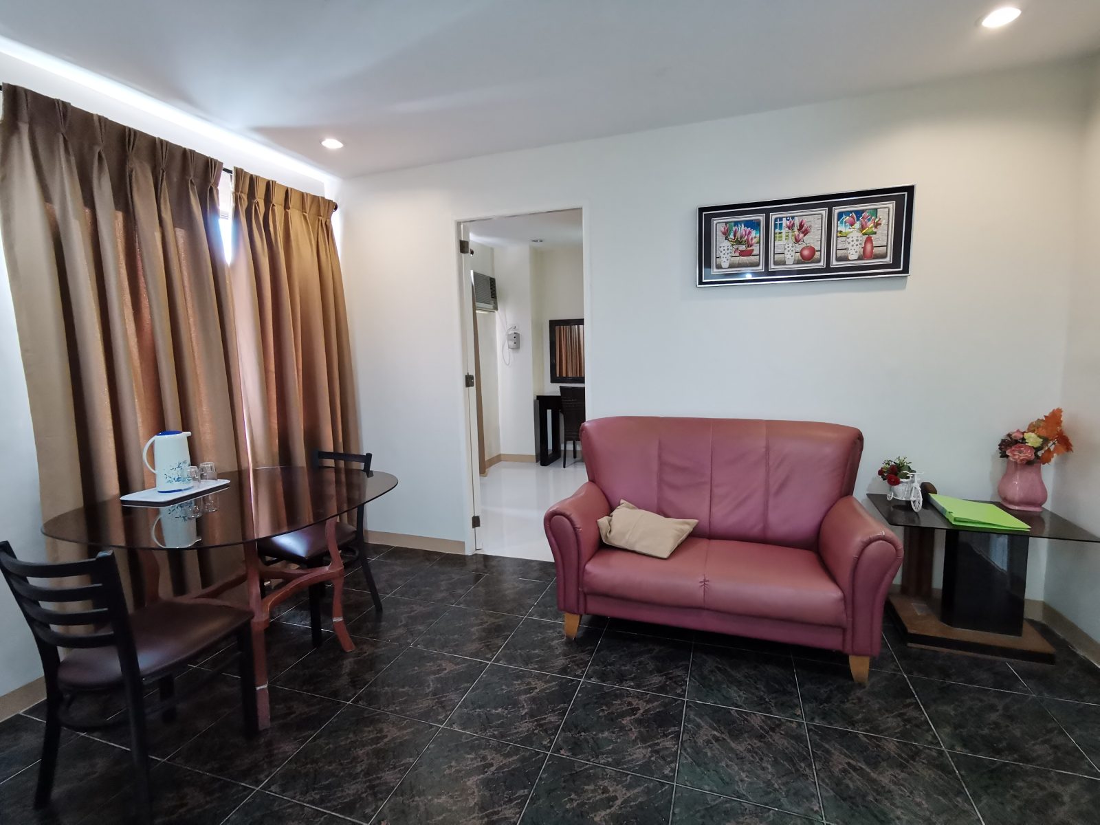 Metro Park Hotel