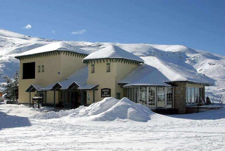 ziryab hotel sierra nevada