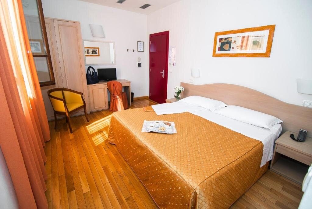 la colonna hotel