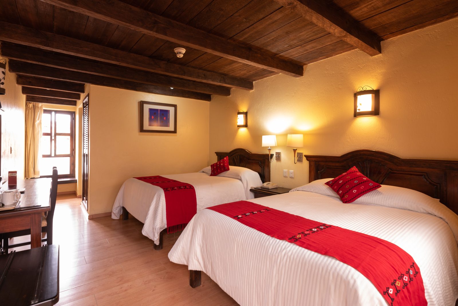 Plaza Magnolias Hotel