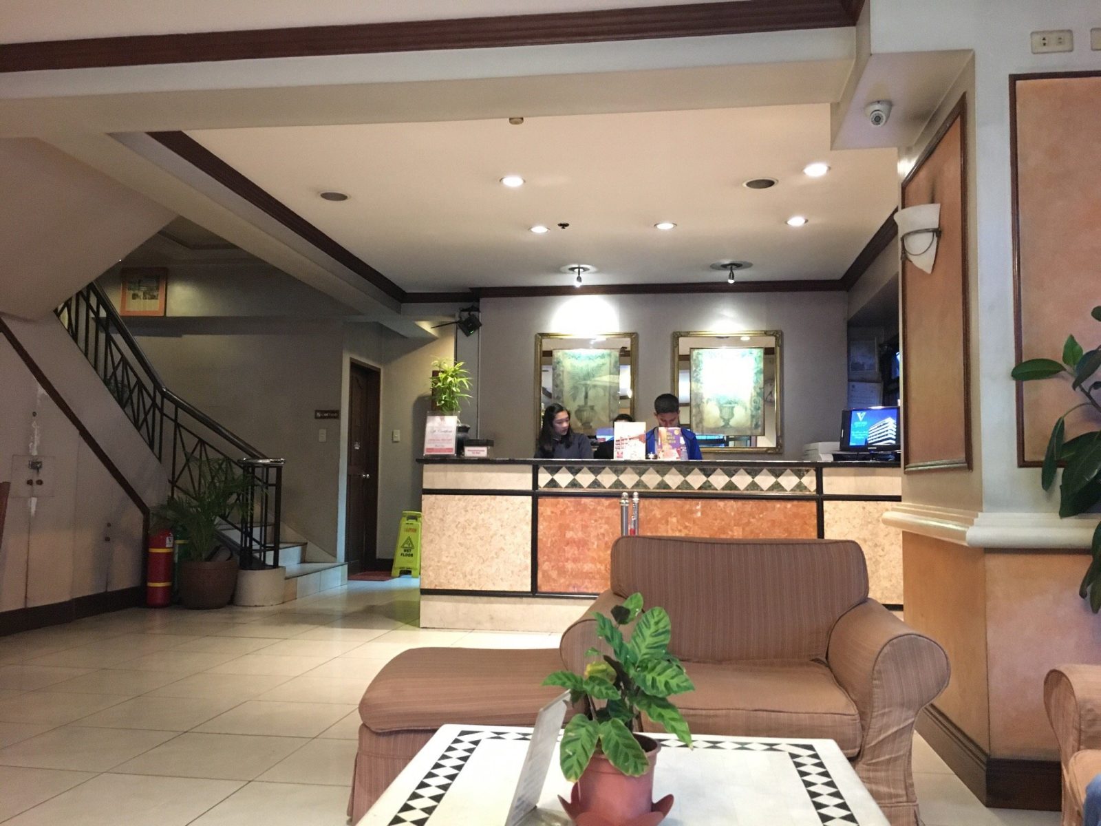 veniz hotel baguio