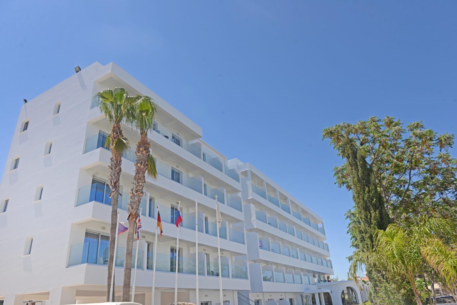 chrystalla hotel protaras