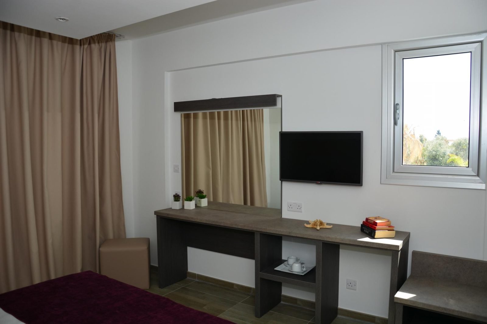 chrystalla hotel protaras