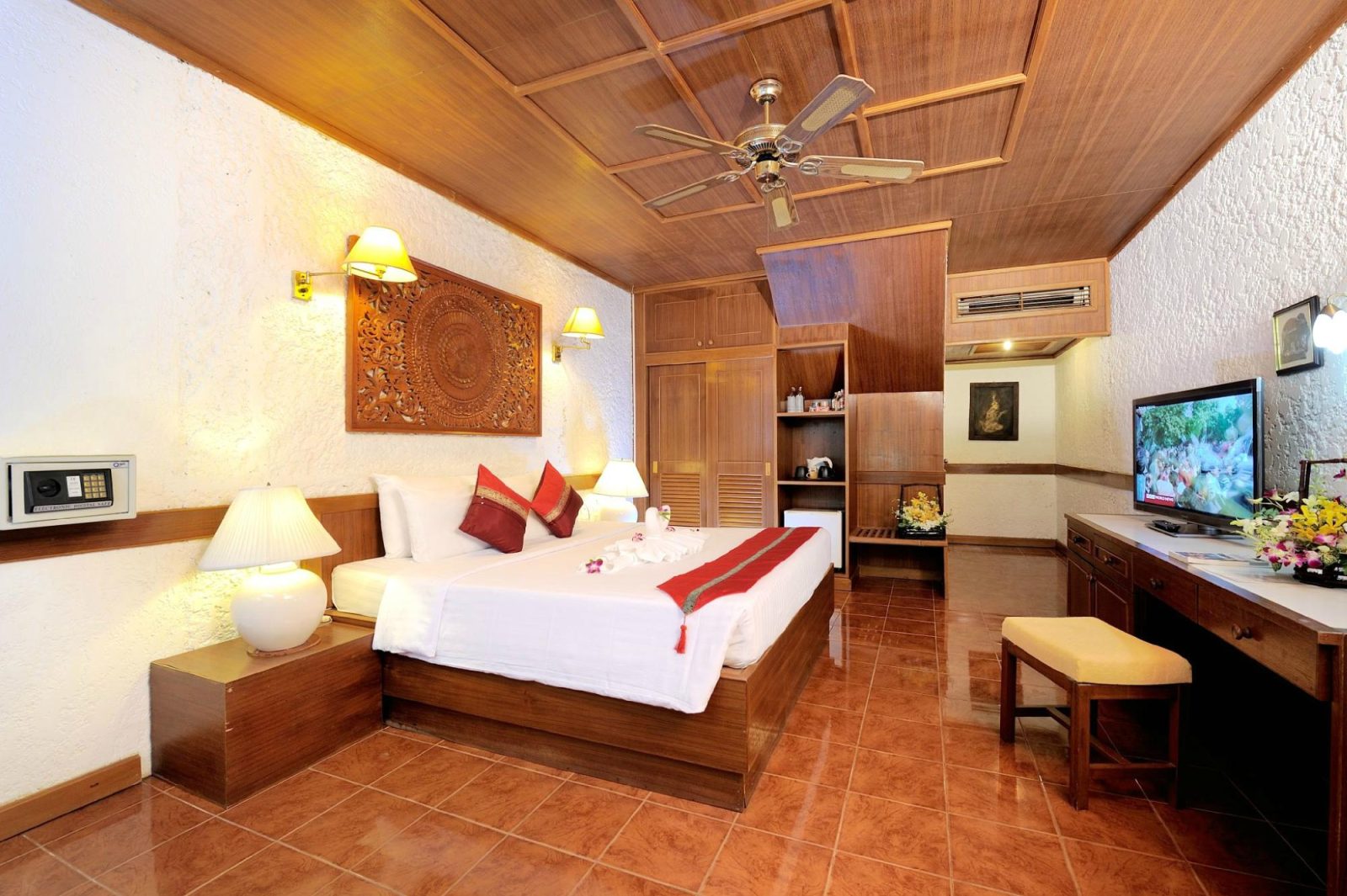 tropica hotel patong