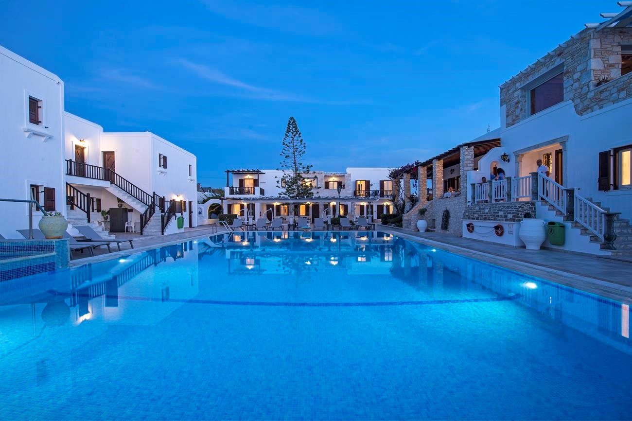 contaratos beach and bay hotel