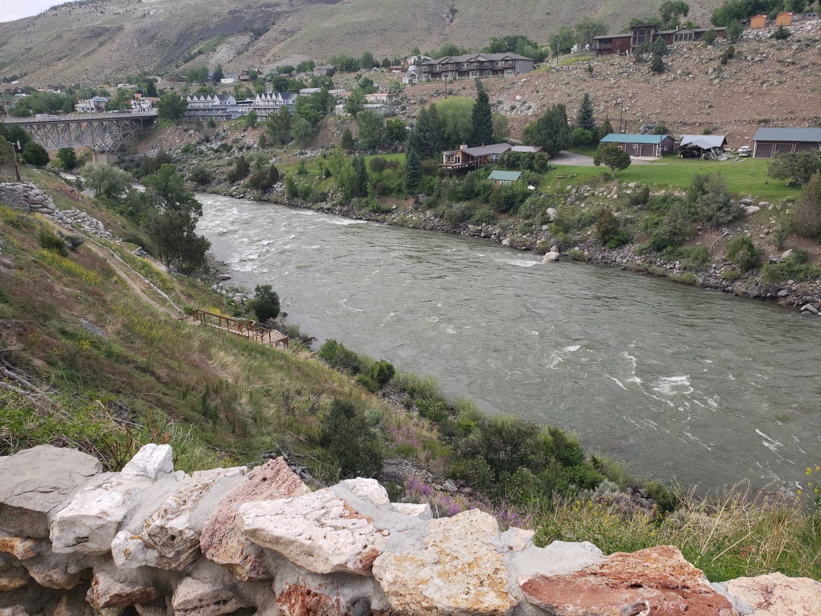 Yellowstone River Motel