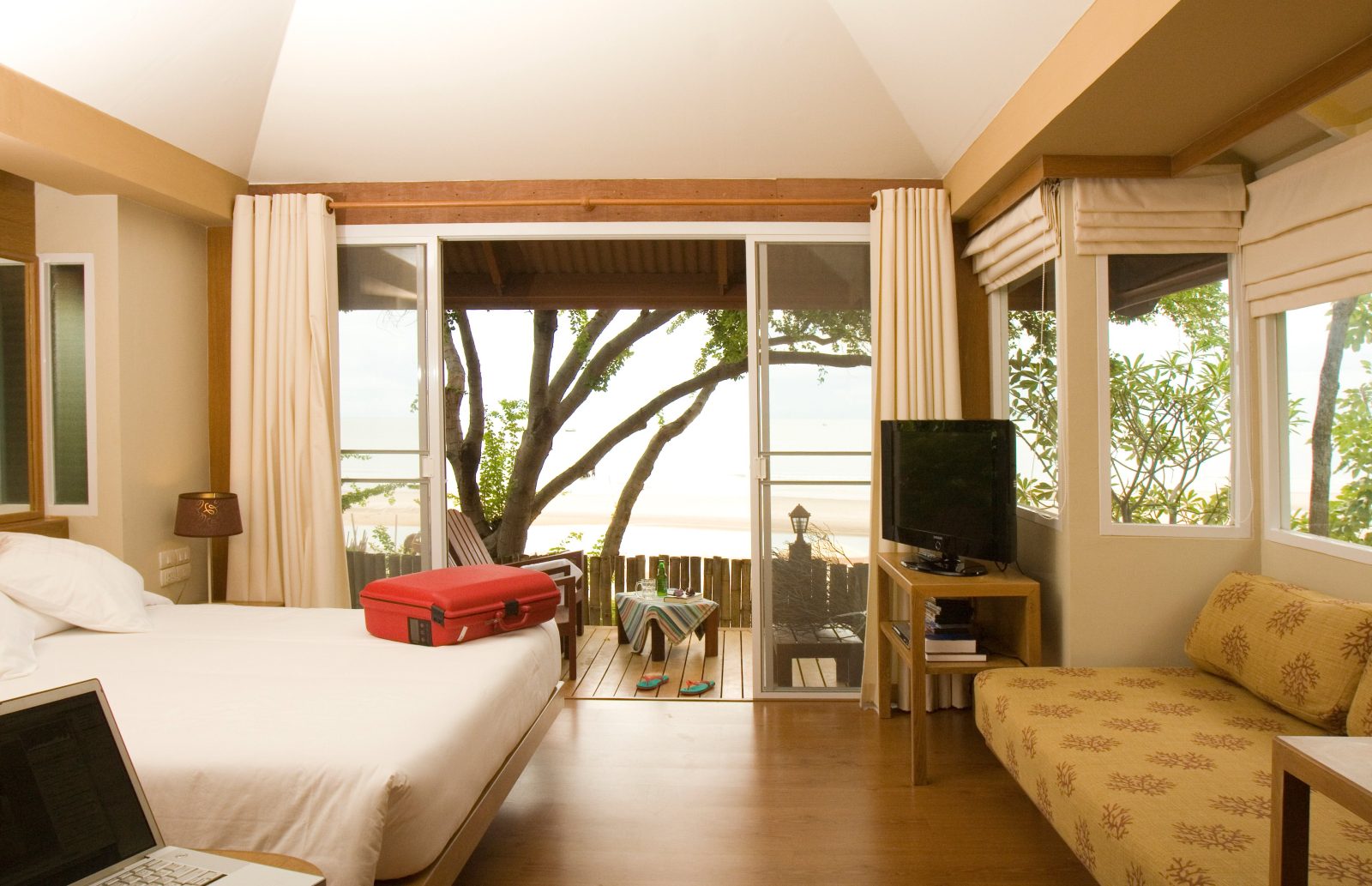 Veranda Lodge