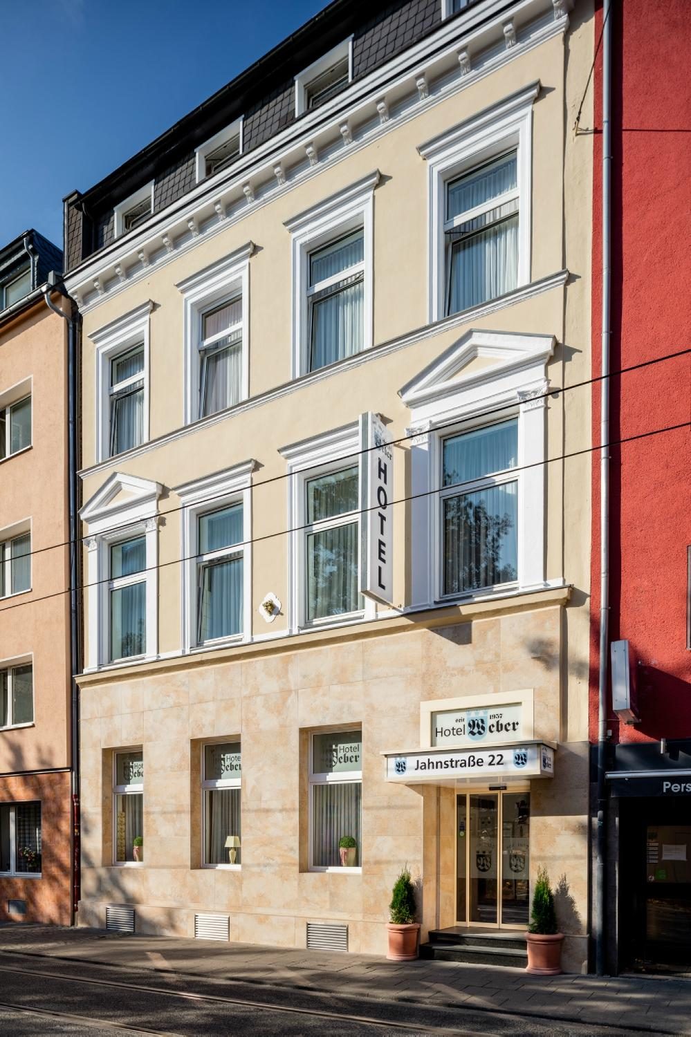 weber hotel cologne