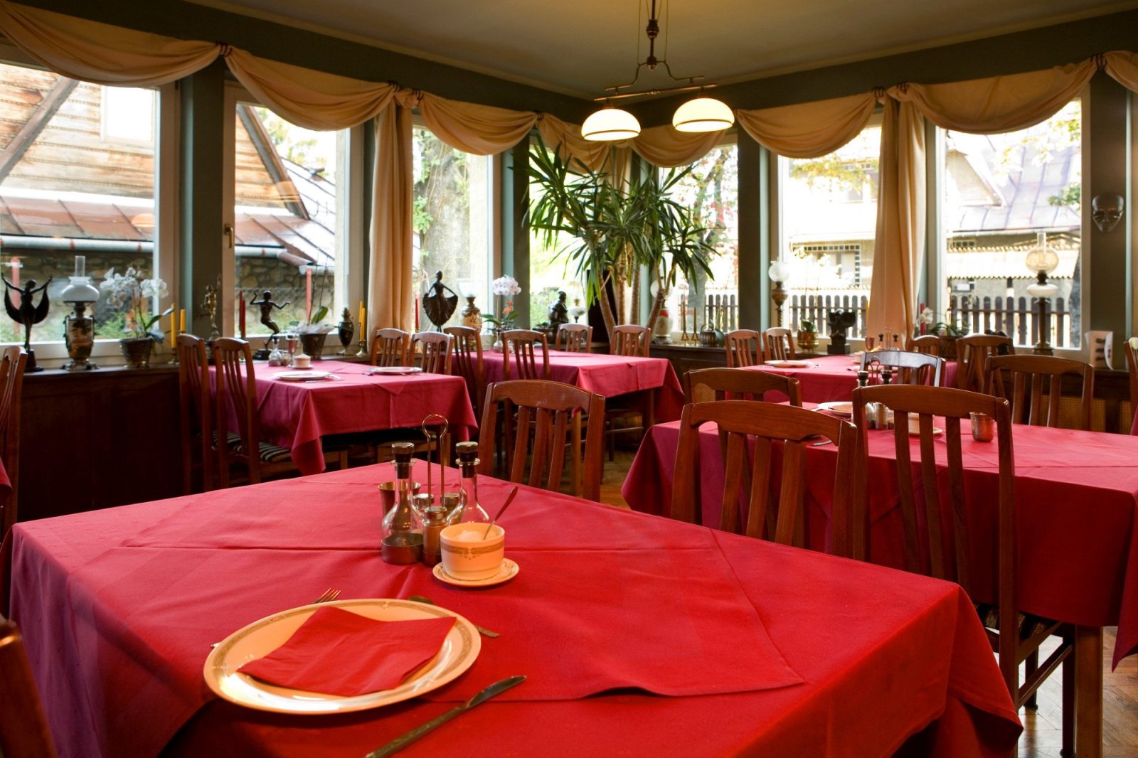 Szarotka Pension