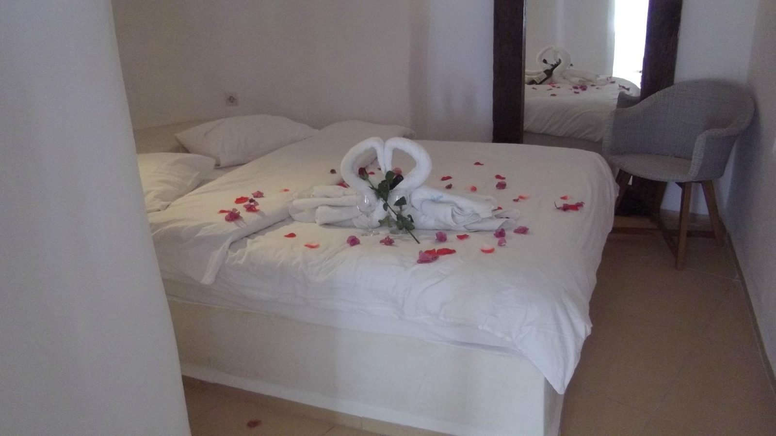 Prime Suites Oia
