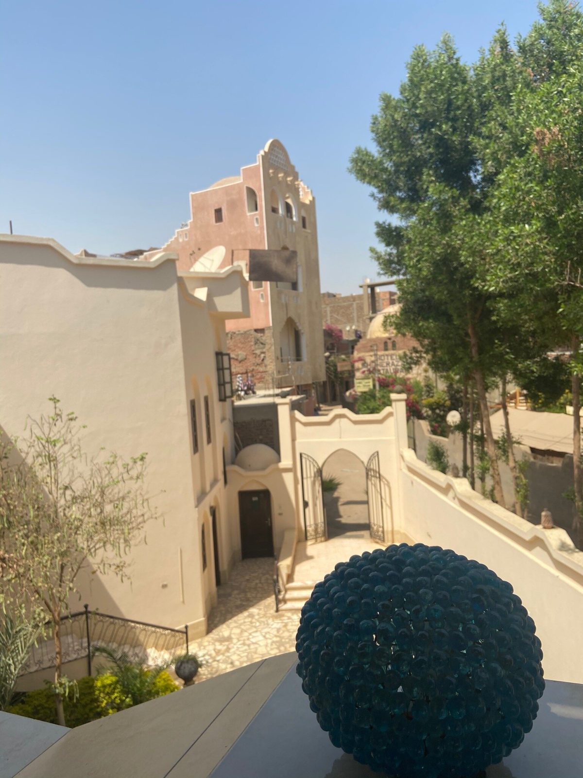 el nakhil hotel luxor