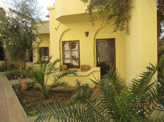 el nakhil hotel luxor