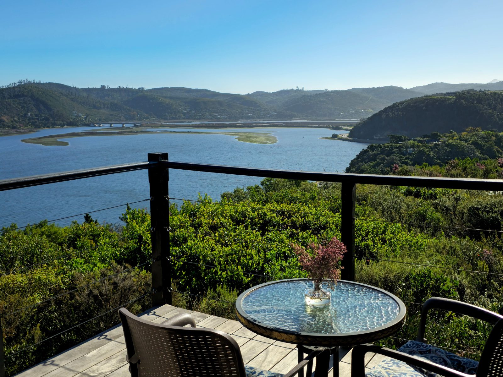 Elephant Hide Of Knysna Guest Lodge