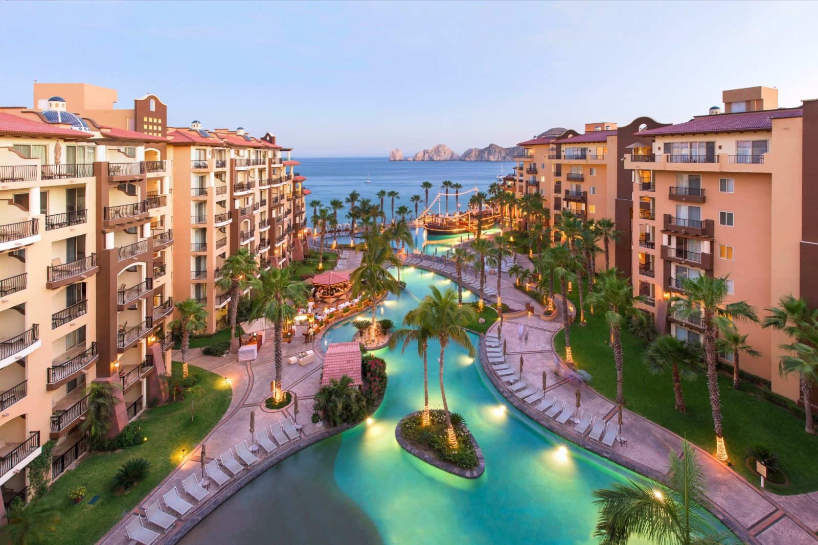 Villa Del Arco Beach Resort & Spa