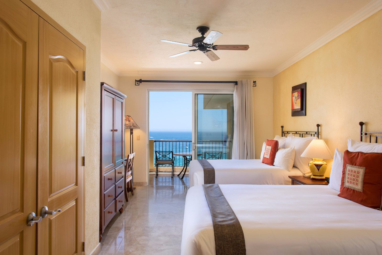 Villa Del Arco Beach Resort & Spa