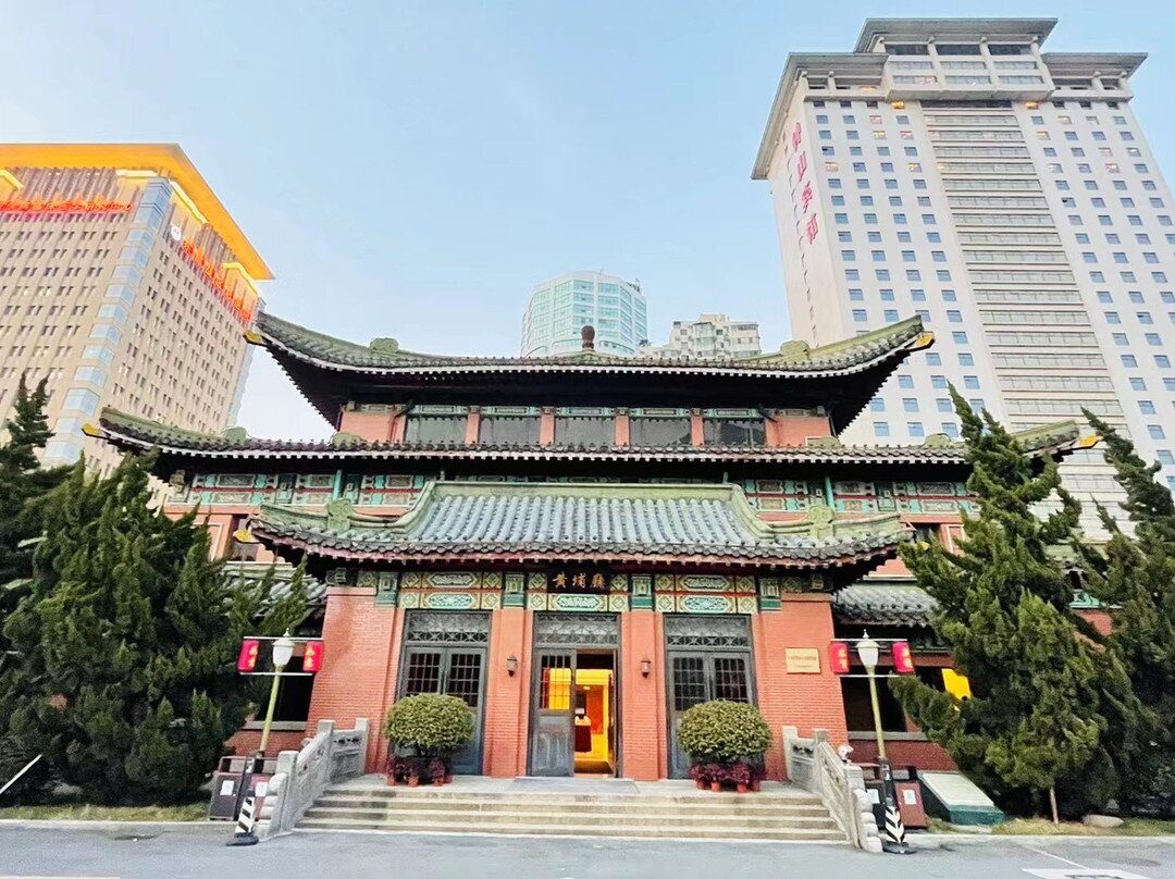 Zhongshan Hotel (Jiangsu Conference Center)