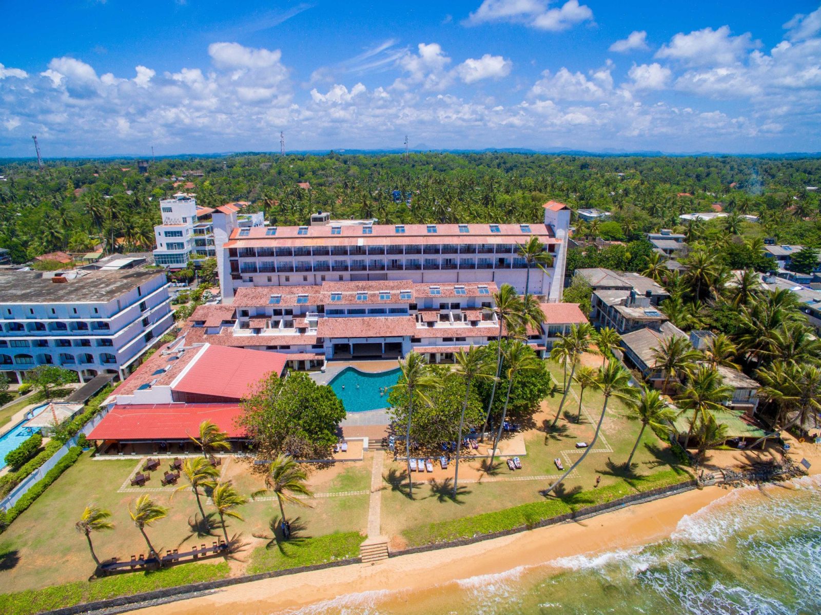 amaya reef hotel hikkaduwa