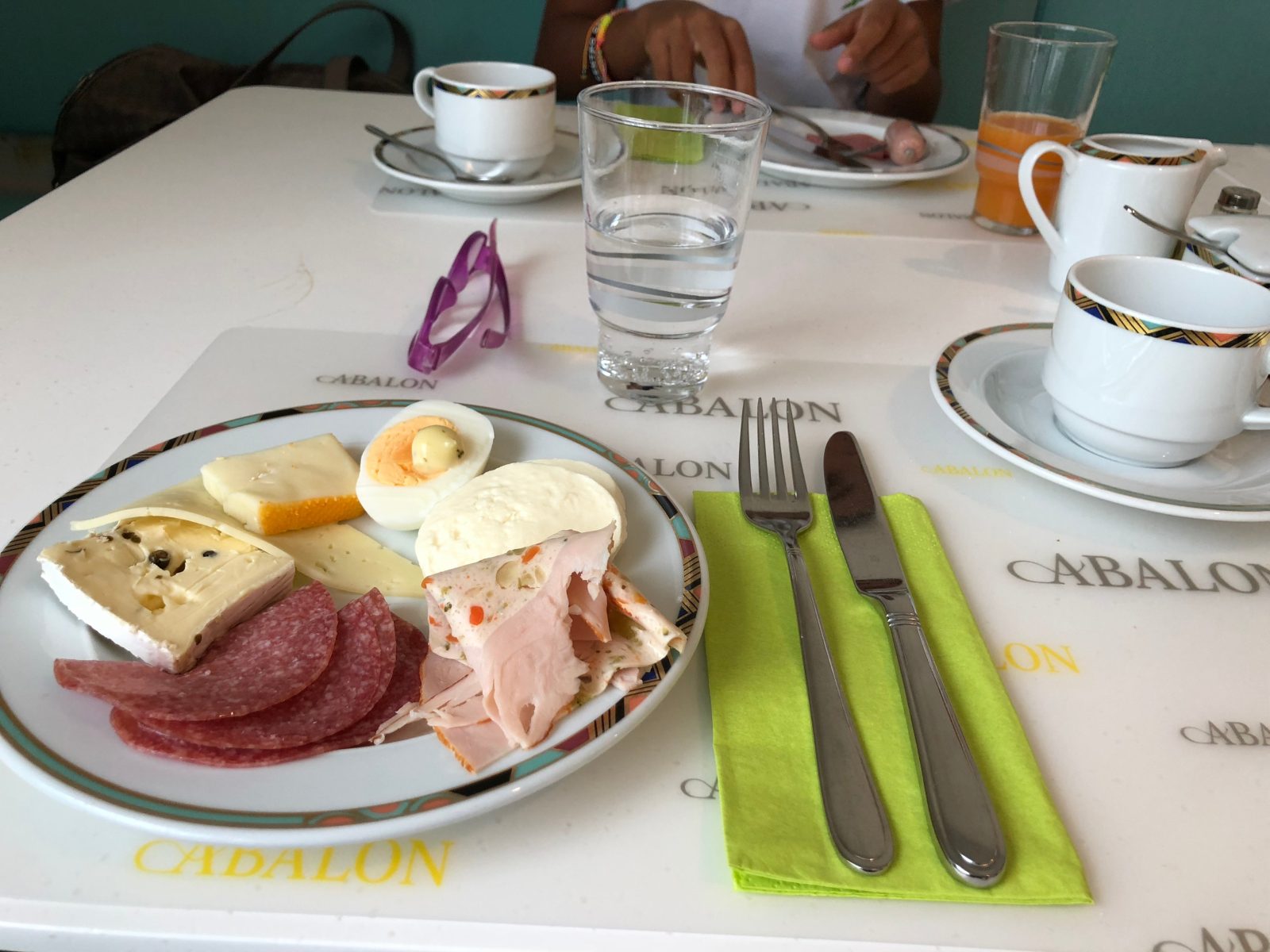 Abalon Hotel Ideal