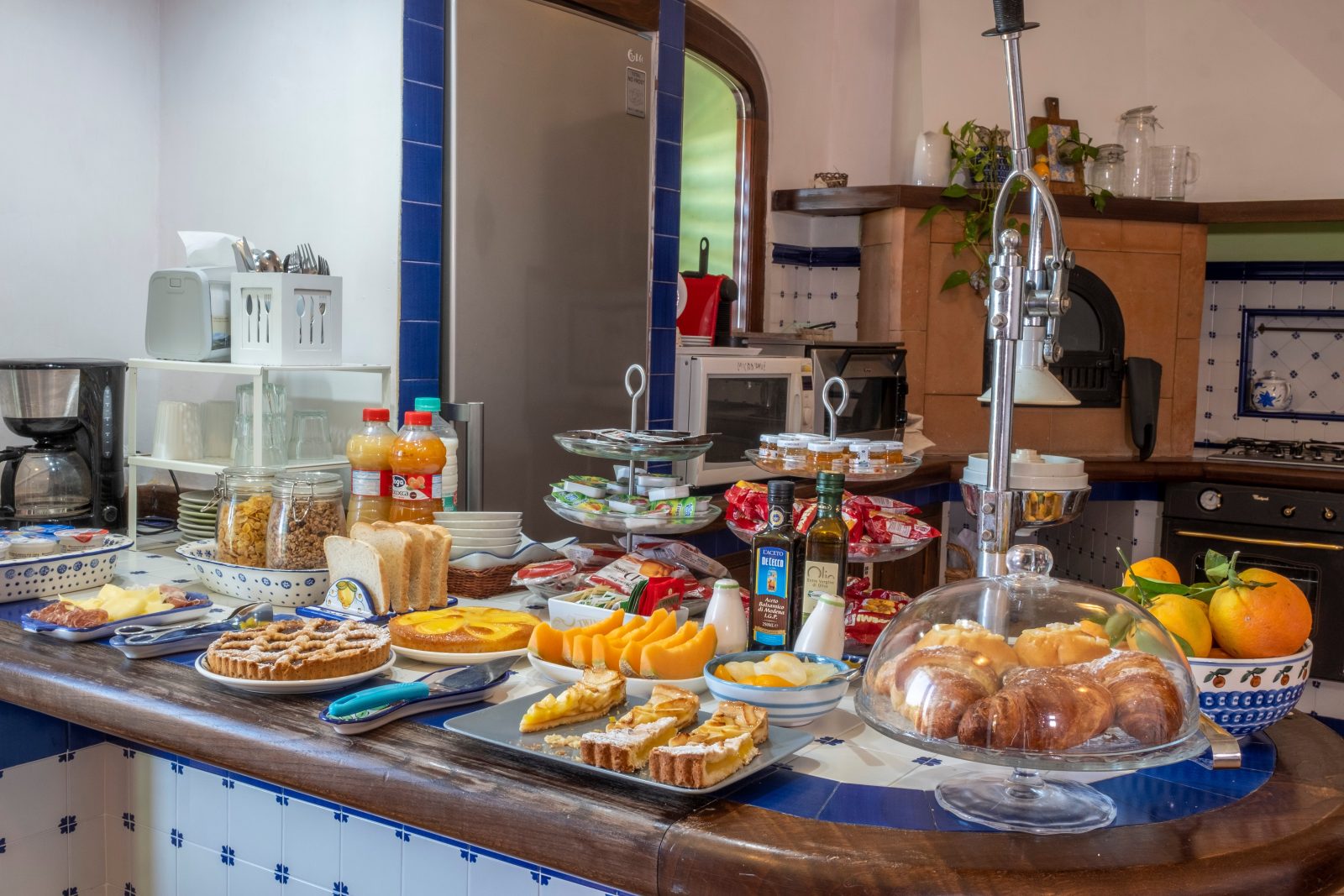 villa monica bed and breakfast
