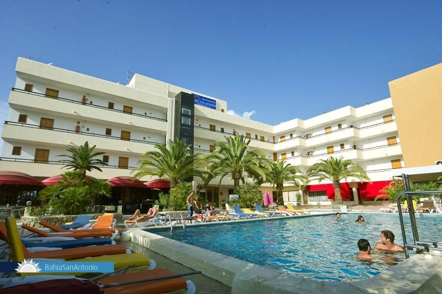 bahia de san antonio apartments hotel sant antoni de portmany