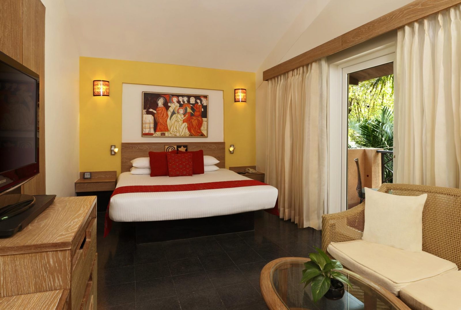 hotel lemon tree amarante beach