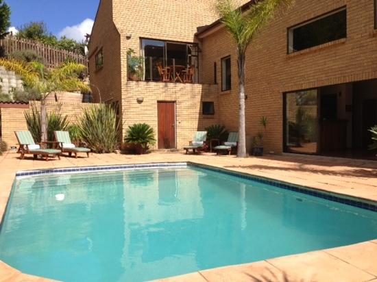 Overmeer Guest House