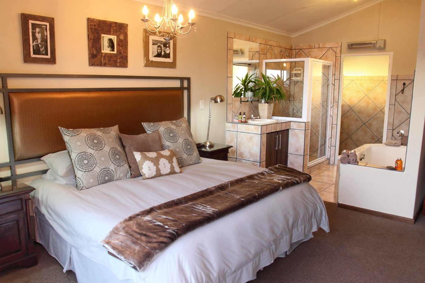 Overmeer Guest House