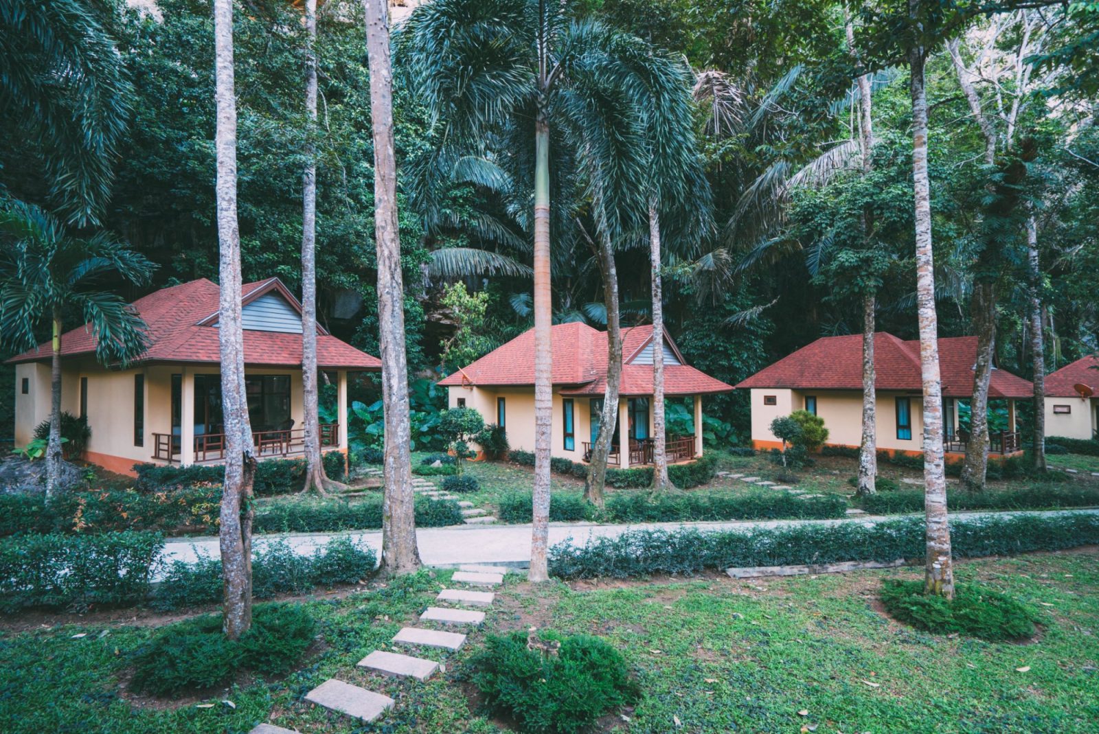 tonsai bay hotel krabi town