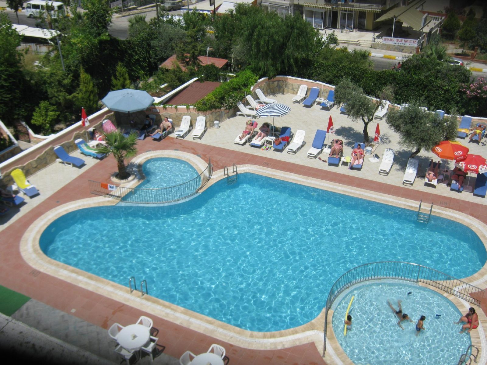 oya apartments hotel kusadasi