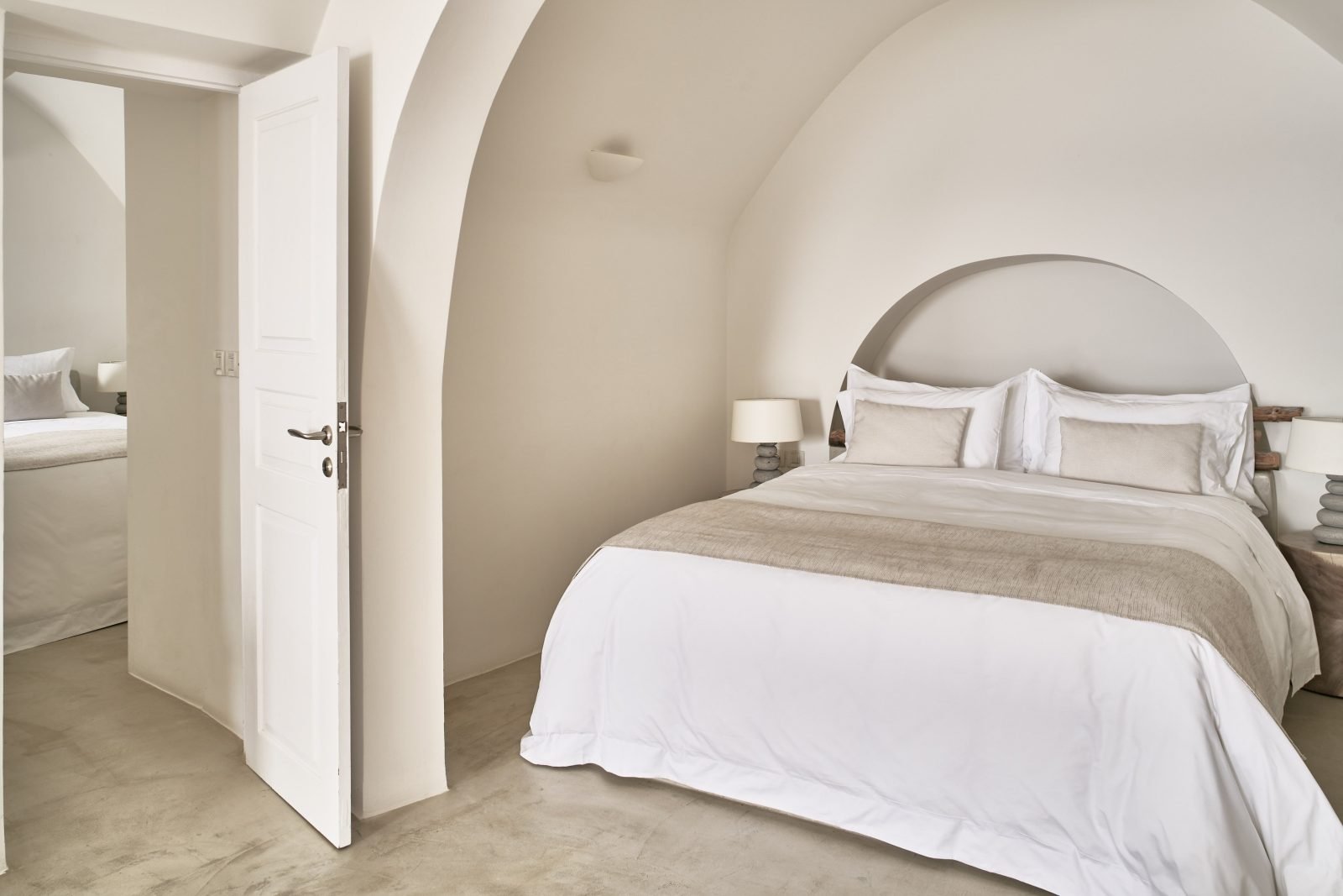 Mystique, a Luxury Collection Hotel, Santorini
