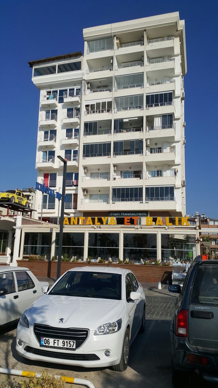 Kristal Beach Hotel