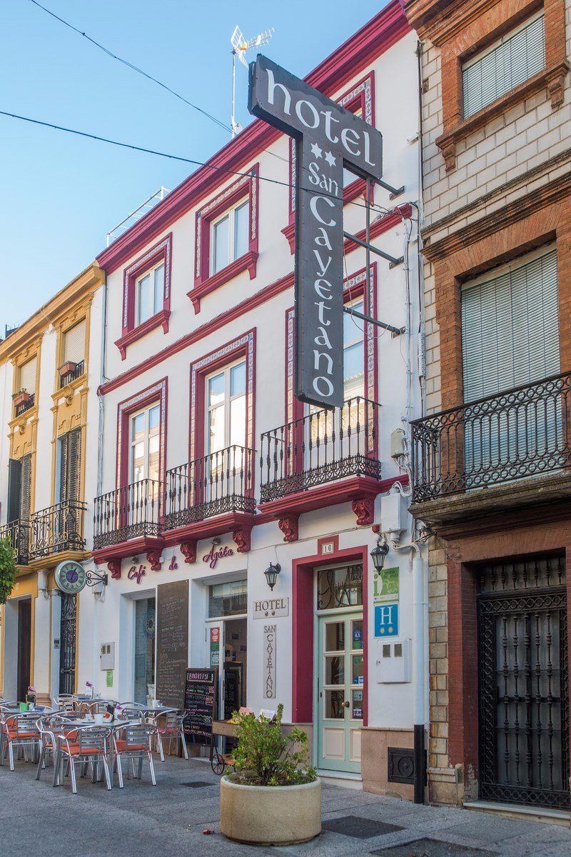 Hotel San Cayetano